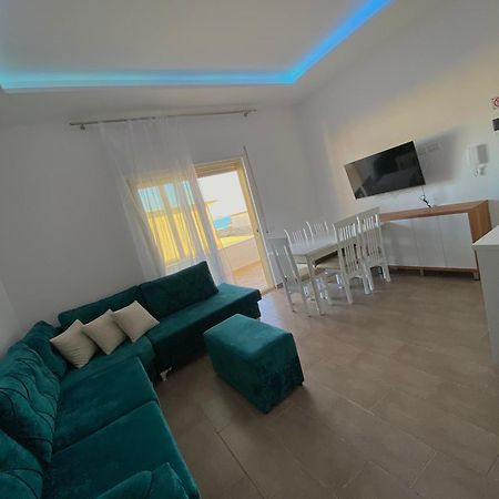 Prestige Apartament Sea View Дуррес Екстер'єр фото
