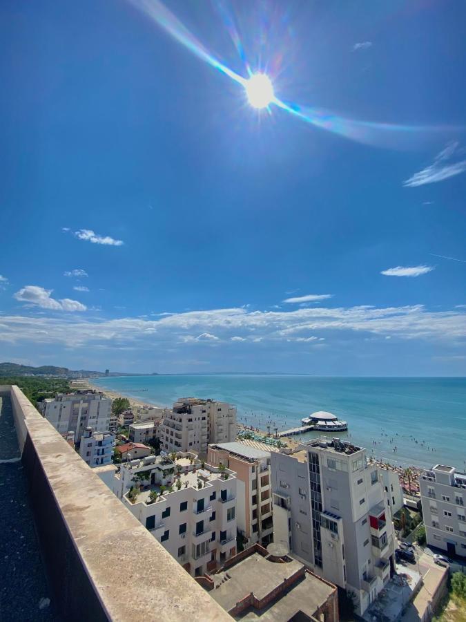 Prestige Apartament Sea View Дуррес Екстер'єр фото