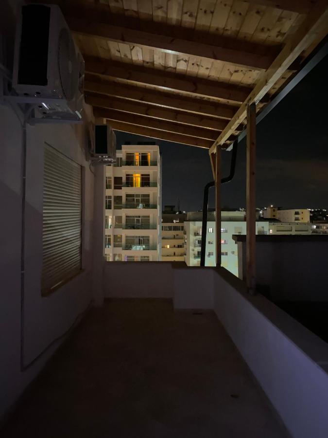 Prestige Apartament Sea View Дуррес Екстер'єр фото