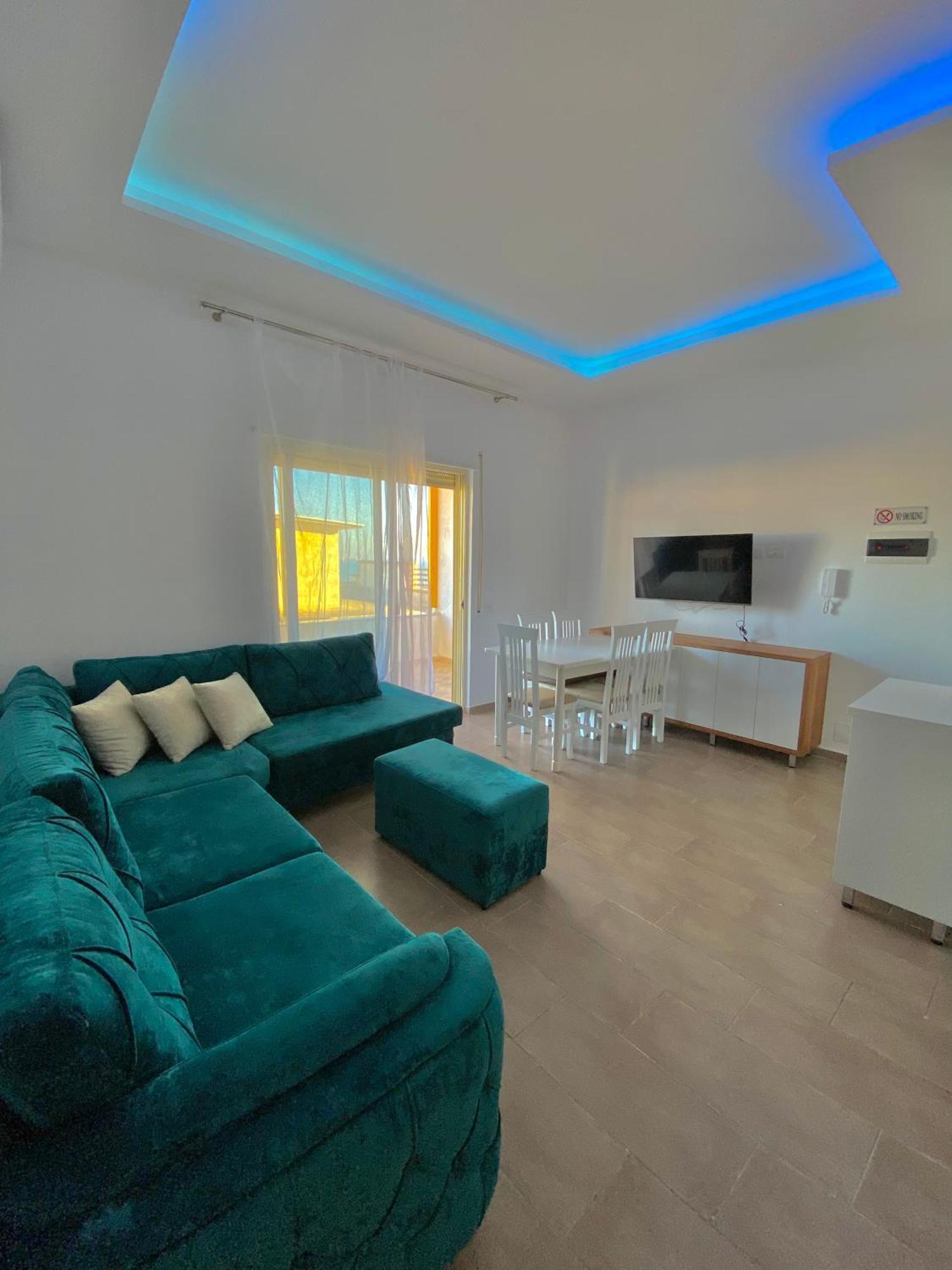 Prestige Apartament Sea View Дуррес Екстер'єр фото