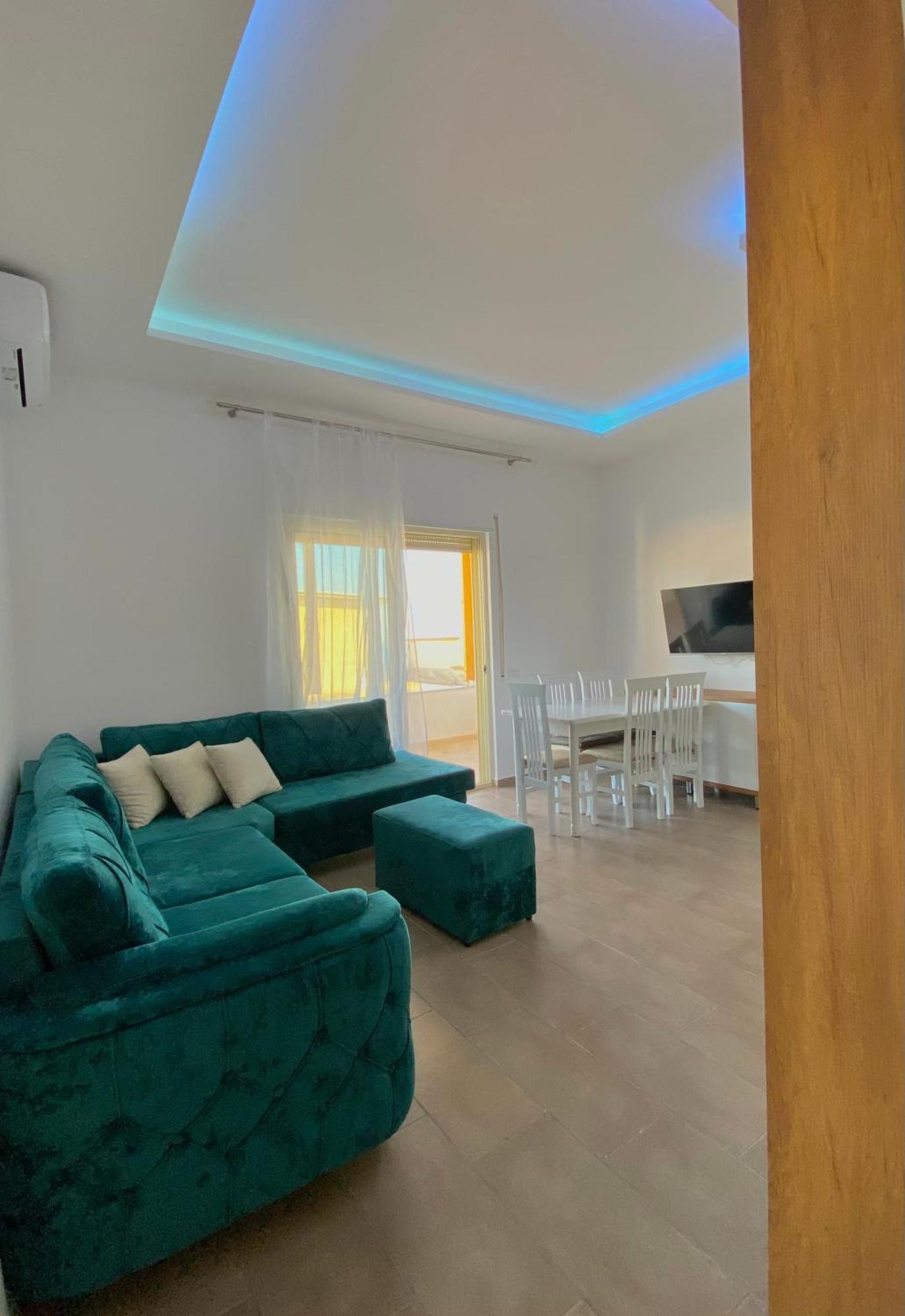 Prestige Apartament Sea View Дуррес Екстер'єр фото