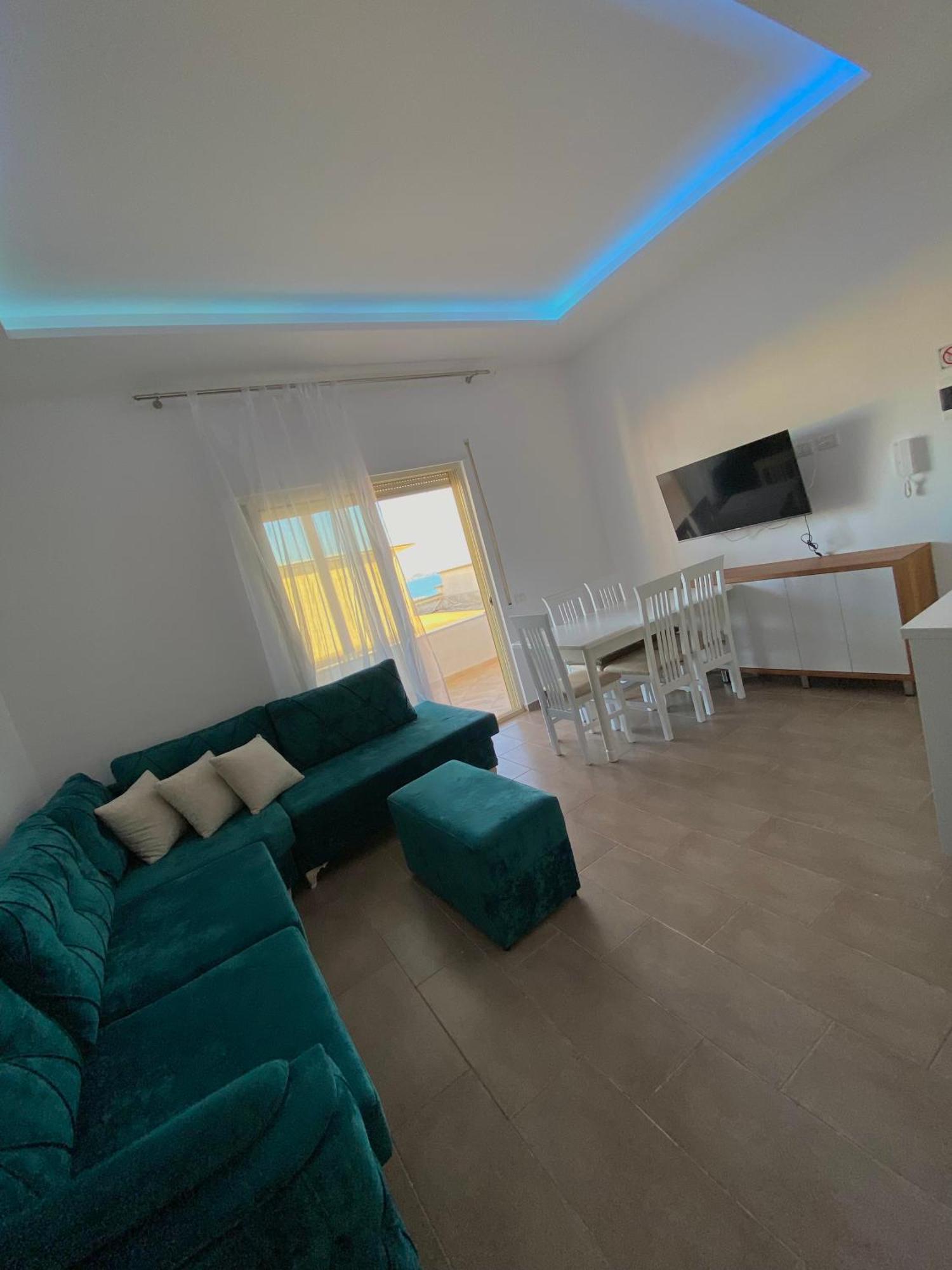 Prestige Apartament Sea View Дуррес Екстер'єр фото