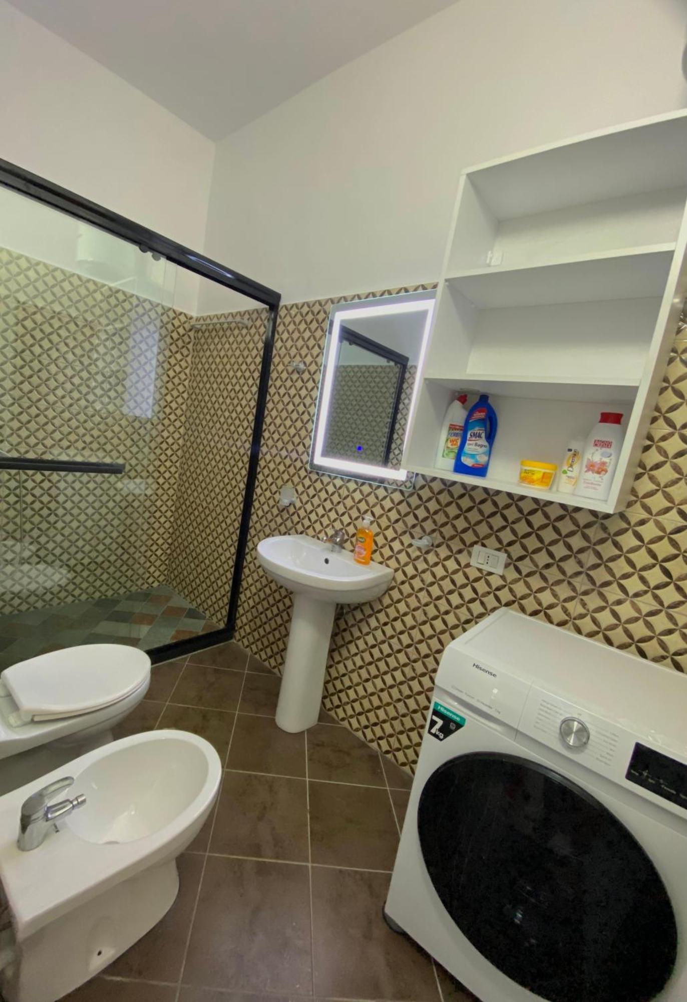 Prestige Apartament Sea View Дуррес Екстер'єр фото