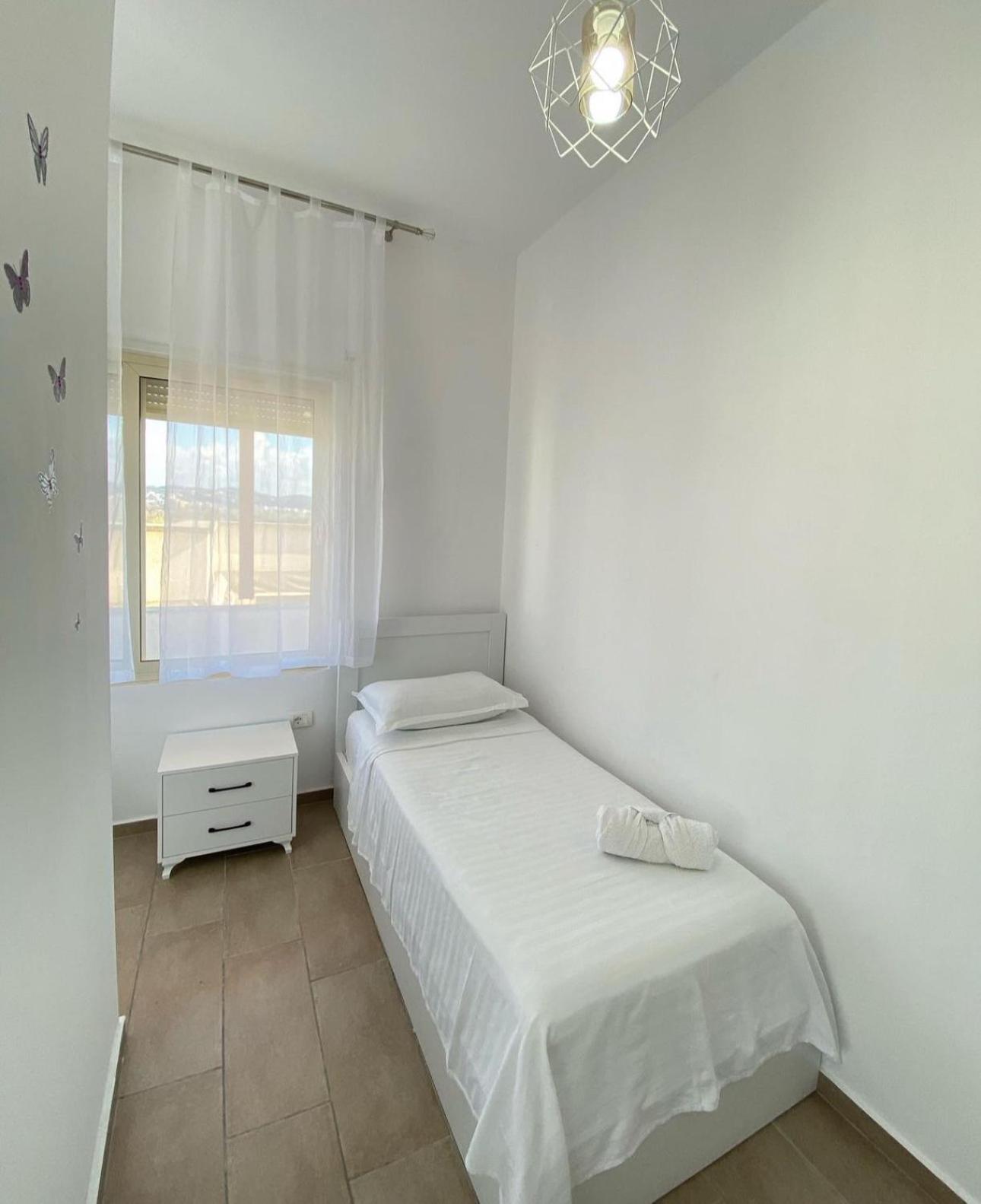 Prestige Apartament Sea View Дуррес Екстер'єр фото